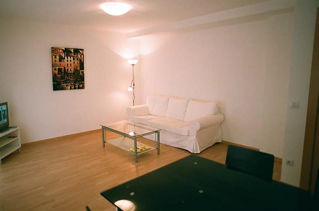 Apartamentos Auhabitat Zaragoza, Edificio De Apartamentos Turisticos Zimmer foto