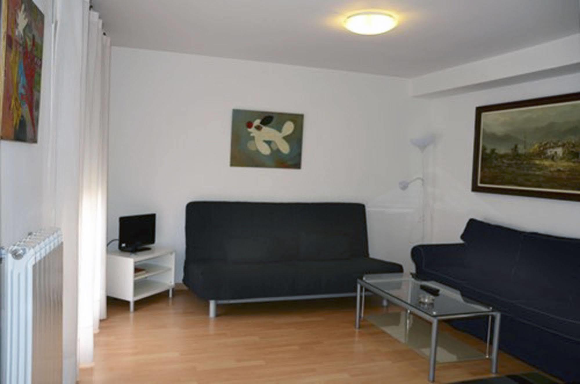 Apartamentos Auhabitat Zaragoza, Edificio De Apartamentos Turisticos Exterior foto